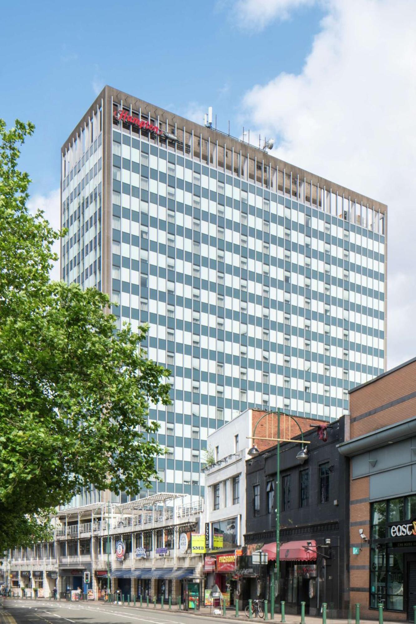 Отель Hampton By Hilton Birmingham Broad Street Экстерьер фото