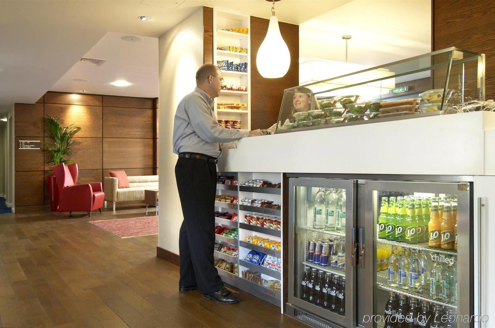 Отель Hampton By Hilton Birmingham Broad Street Экстерьер фото
