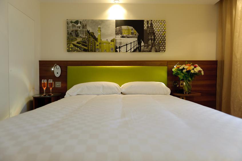 Отель Hampton By Hilton Birmingham Broad Street Экстерьер фото